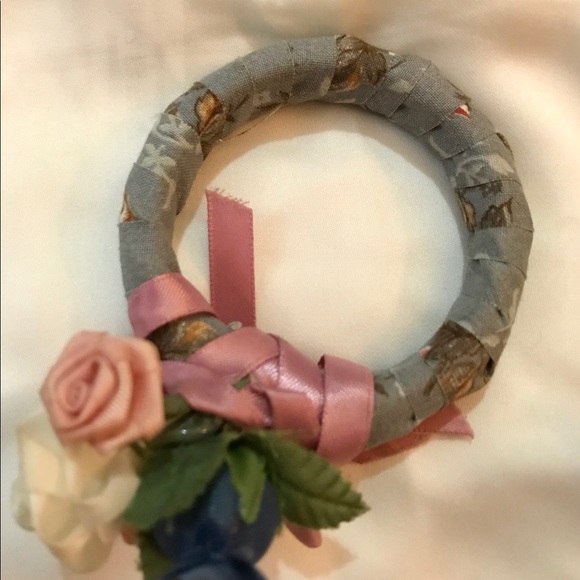 Vintage Napkin Rings - Picture 5 of 5